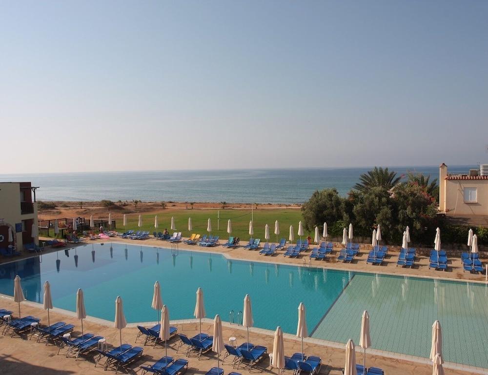 Panas Village Hotel de apartamente Ayia Napa