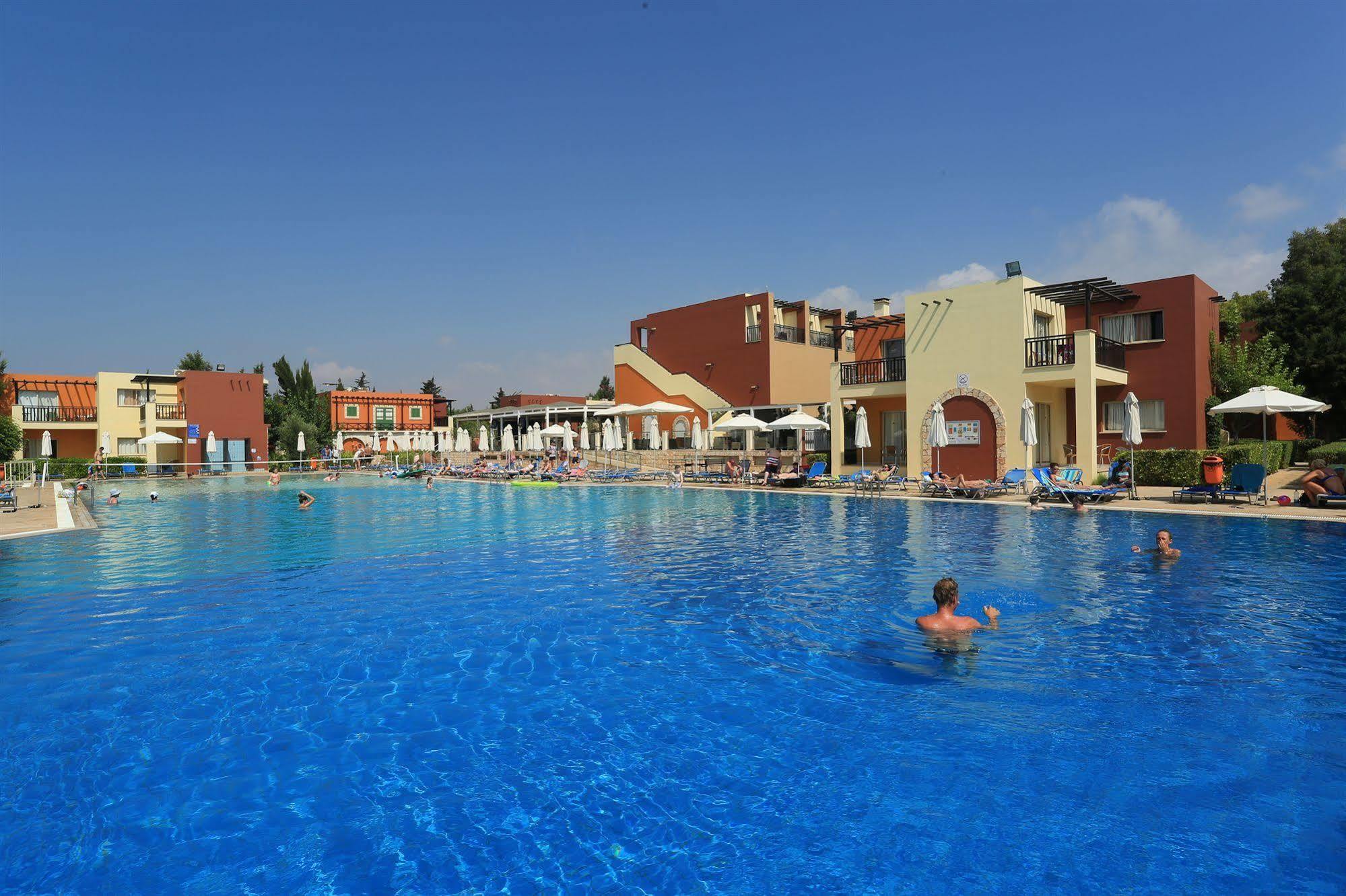 Panas Village Hotel de apartamente
